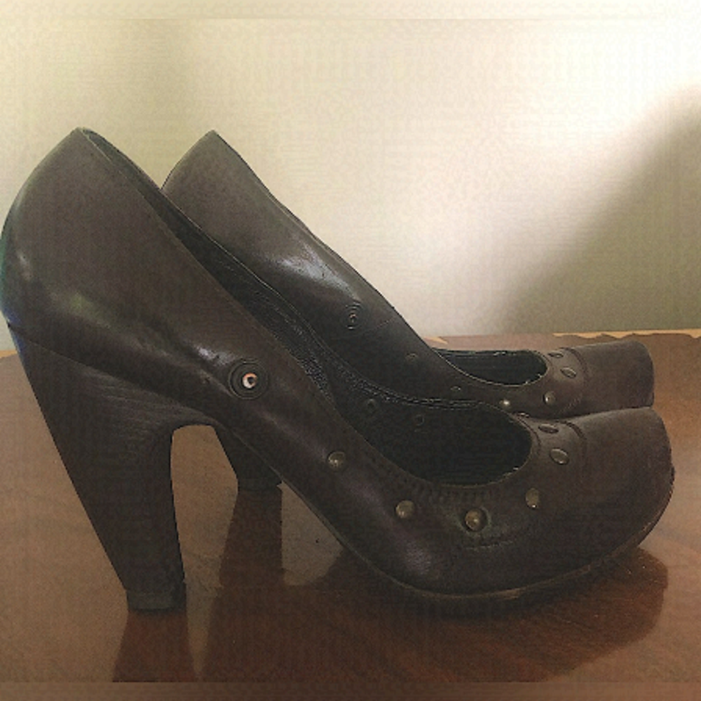 ELISANERO made it Italy leather heels